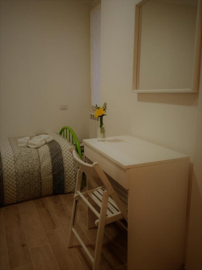 B&B Casa Lilli Фолиньо Экстерьер фото